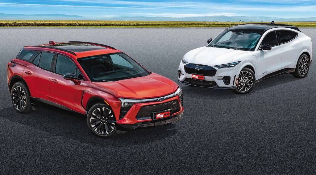 Chevrolet Blazer EV RS e Ford Mustang Mach-E honram seus nomes? Comparamos