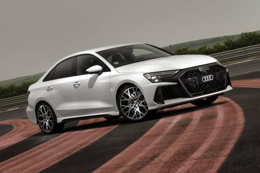 Novo Audi RS 3 Sedan tem 400 cv e preço de dois A3 no Brasil