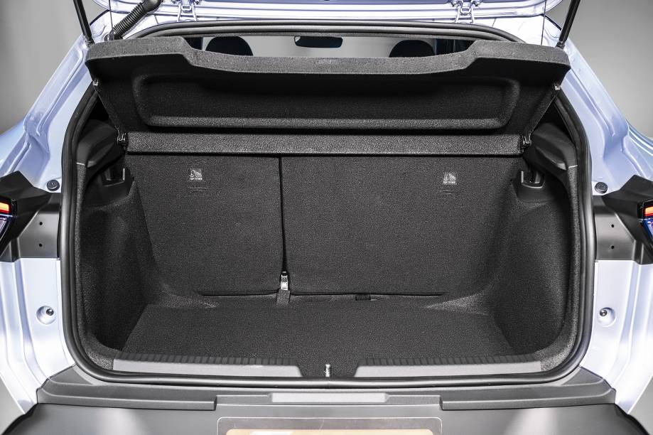 Capacidade não foi divulgada, mas é menor que os 415 l do Nivus Capacidade não foi divulgada, mas é menor que os 415 l do Nivus