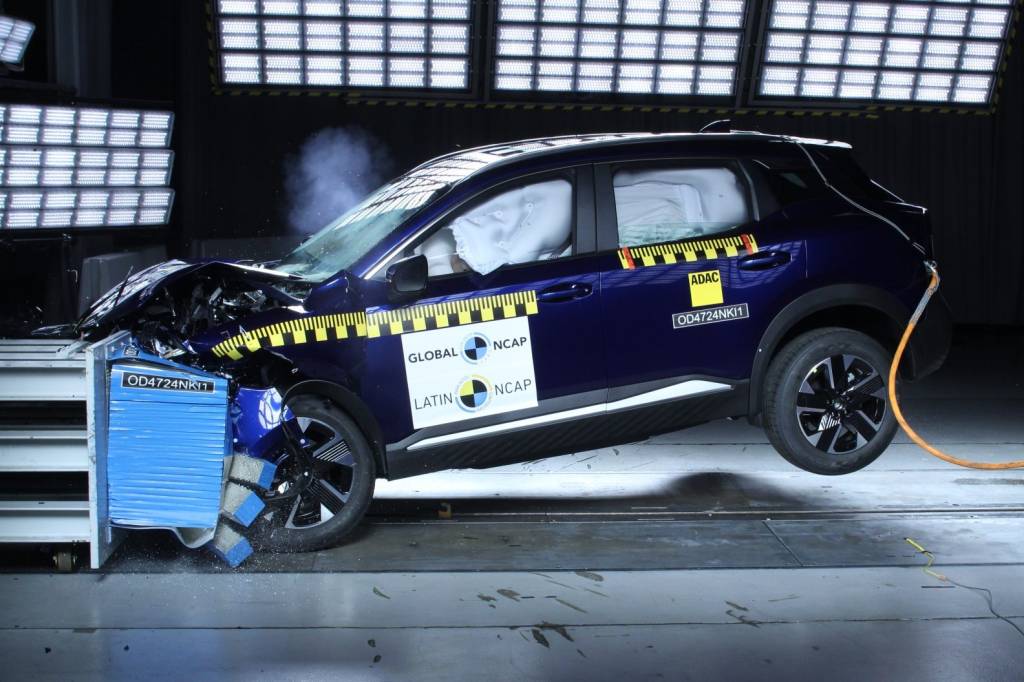 Novo Nissan Kicks 2026 recebe nota máxima em teste de colisão do Latin NCAP