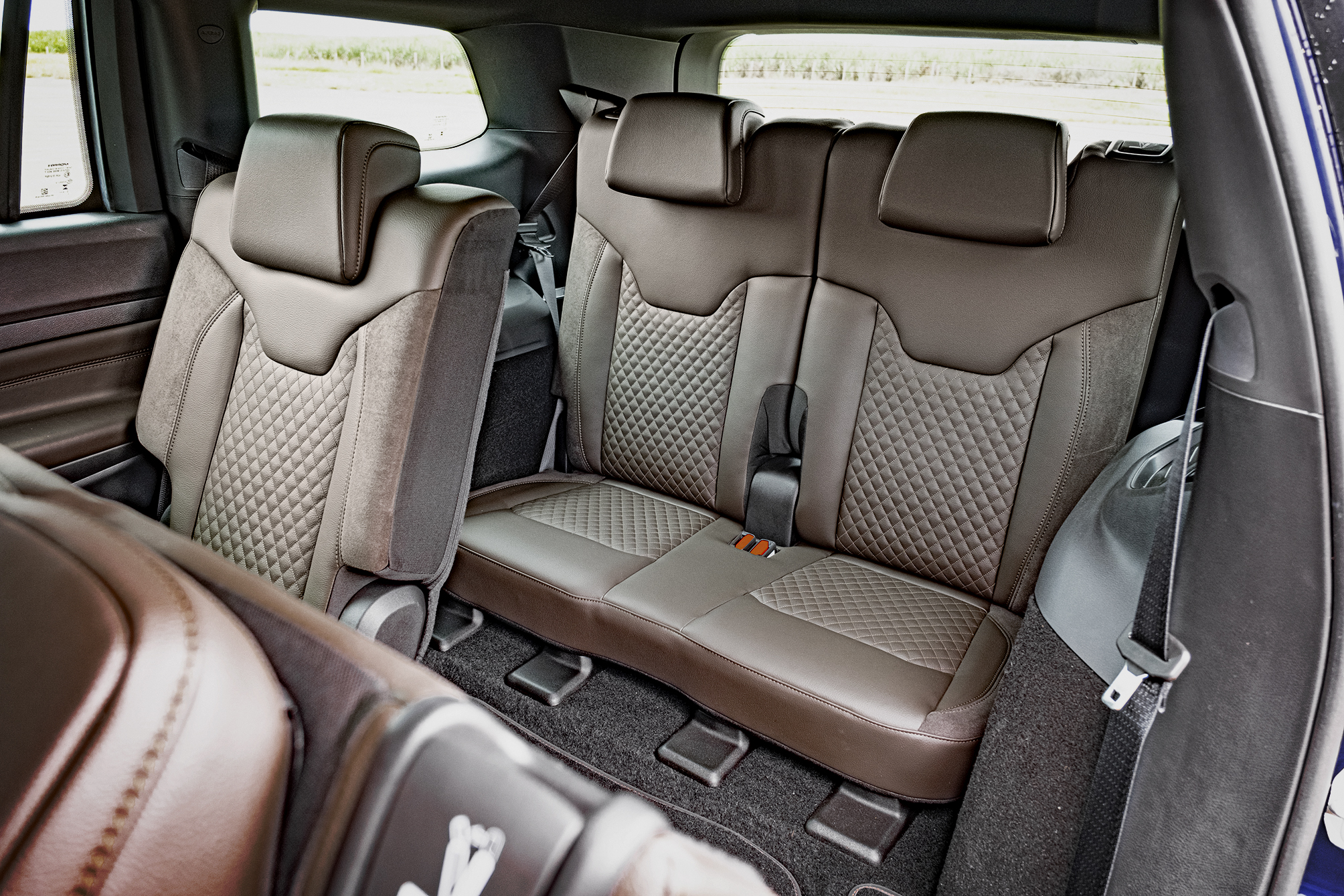 Jeep Commander
