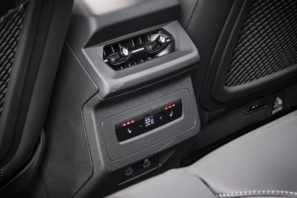 audi-q6-e-tron-performance-black (7) Audi Q6 e-tron