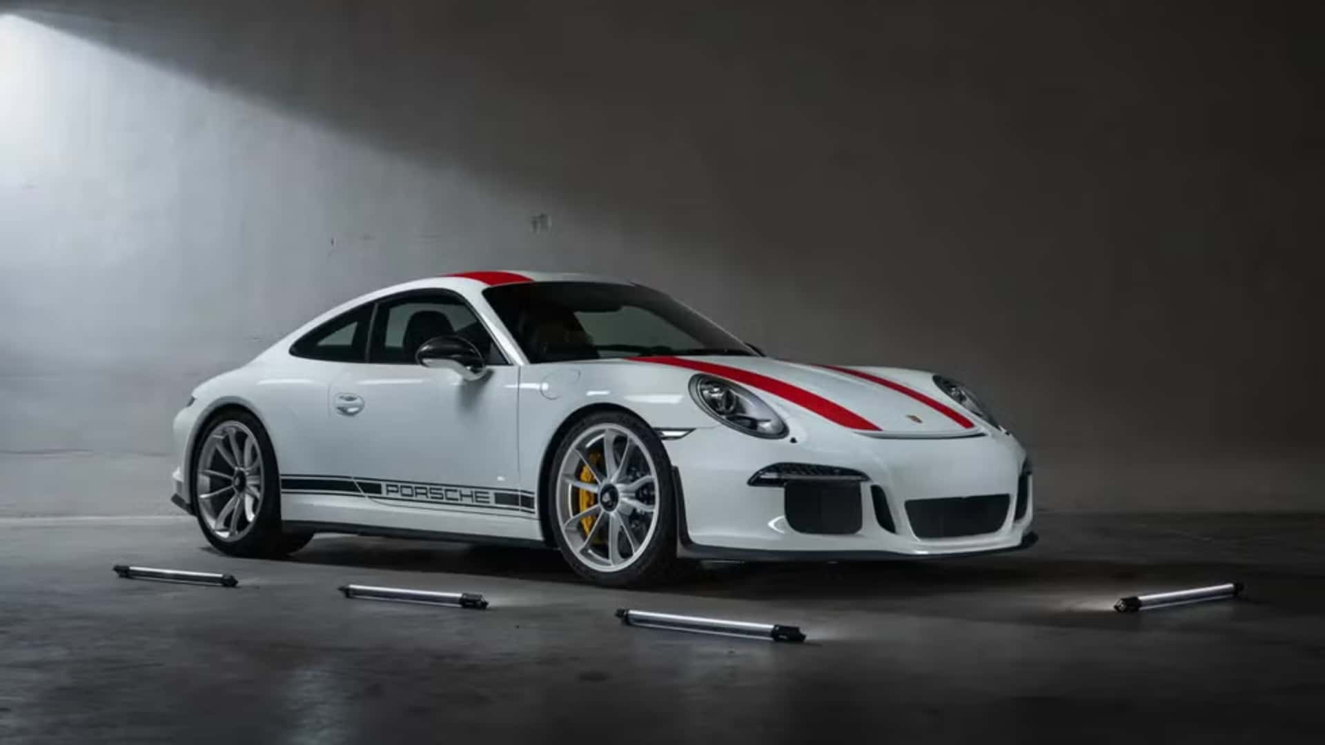 six-cars-one-truck-porsche-auction (2)