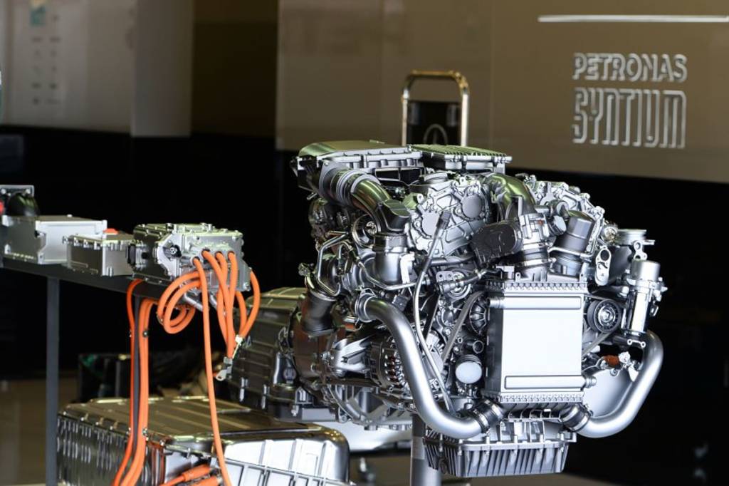 9c3f1012eaa6e4132e1331cfa5a8f27c8c594140 Motor F1
