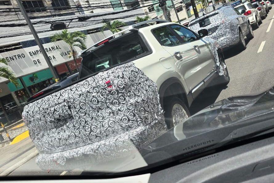 Fiat Toro flagra Fiat Toro flagra