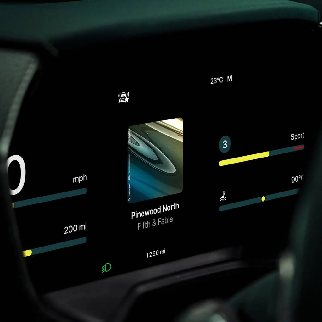 Apple CarPlay Ultra