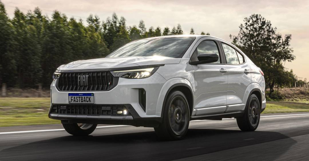 Fiat Fastback 2026 estreia mais equipado para fazer (mais) inveja aos europeus