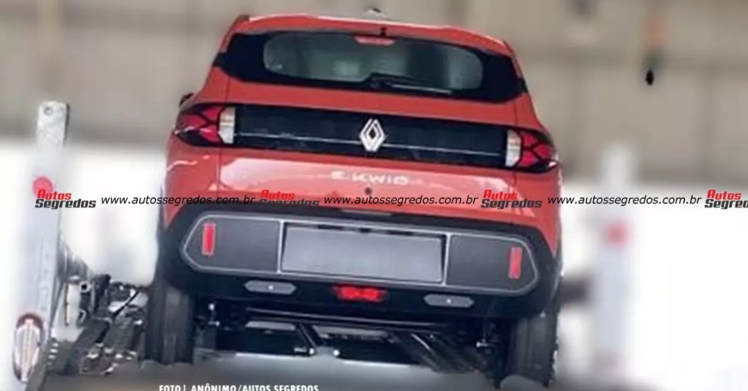 Renault Kwid E-Tech 2026 já está no Brasil; veja quando estreia