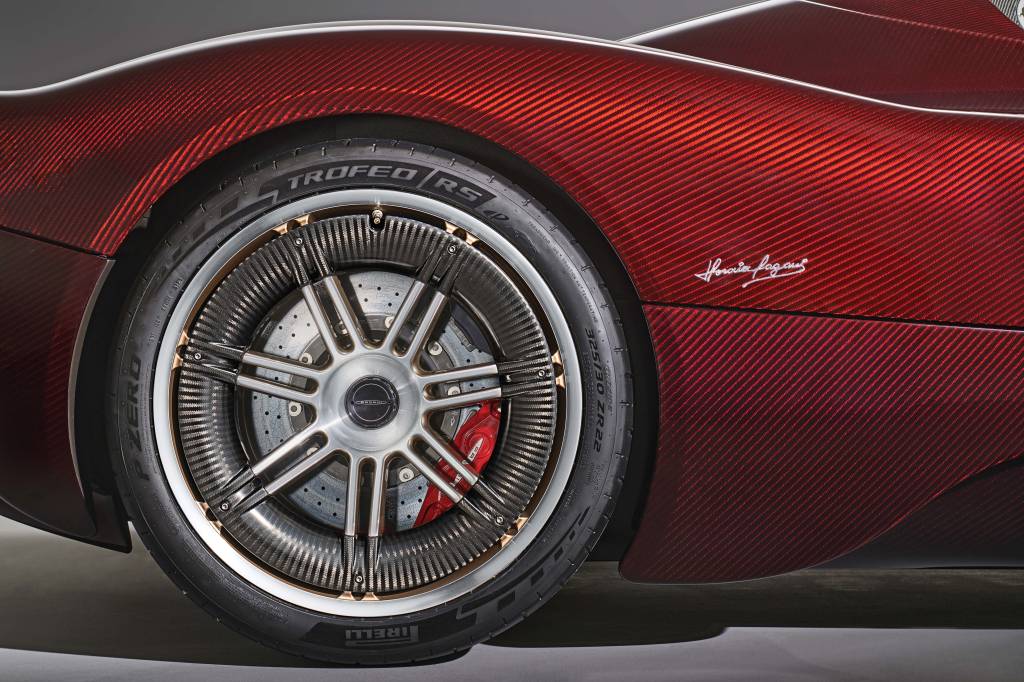 Pirelli P Zero Trofeo RS Pirelli P Zero Trofeo RS