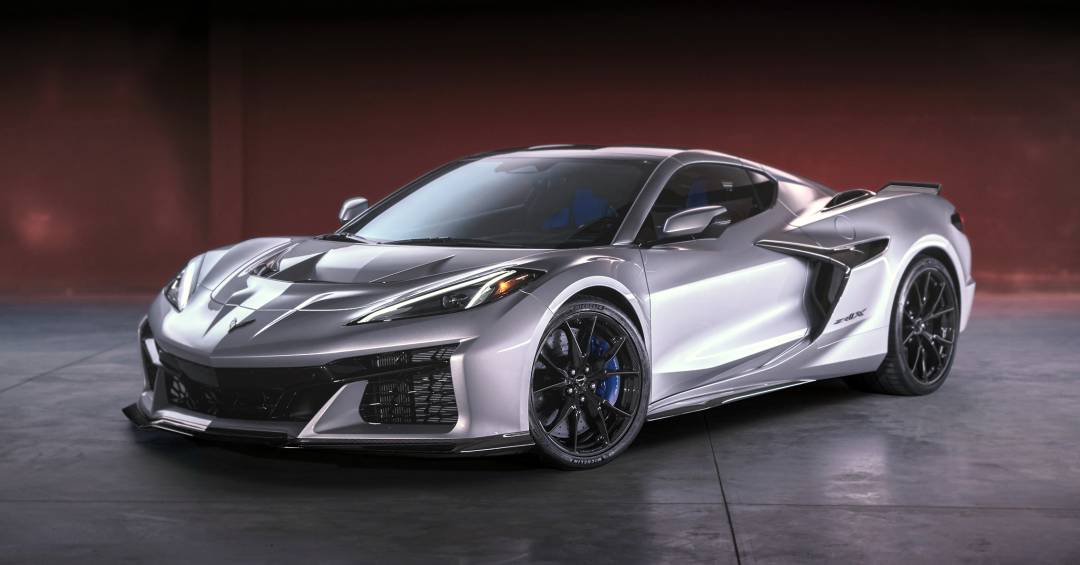 Chevrolet Corvette ZR1X tem V8 híbrido, quase 1.300 cv e chega a 100 km/h em 2 s
