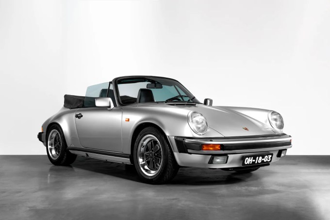 Porsche 911 Senna