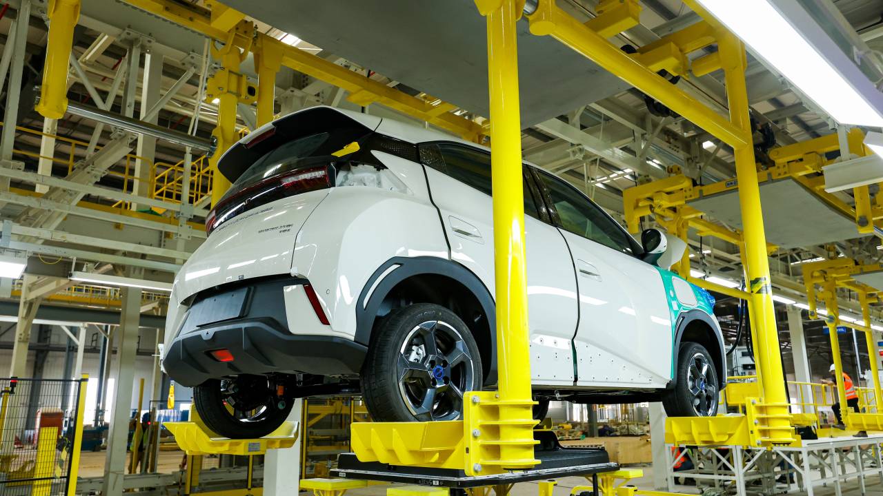 Fábrica da BYD em Camaçari (BA)