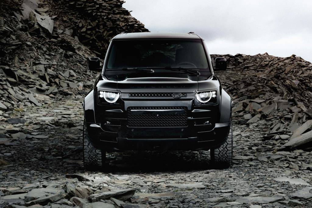 Land Rover Defender Octa Black tem visual ‘sombrio’ e será carro do Oasis
