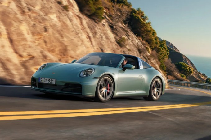 porsche-911-4S