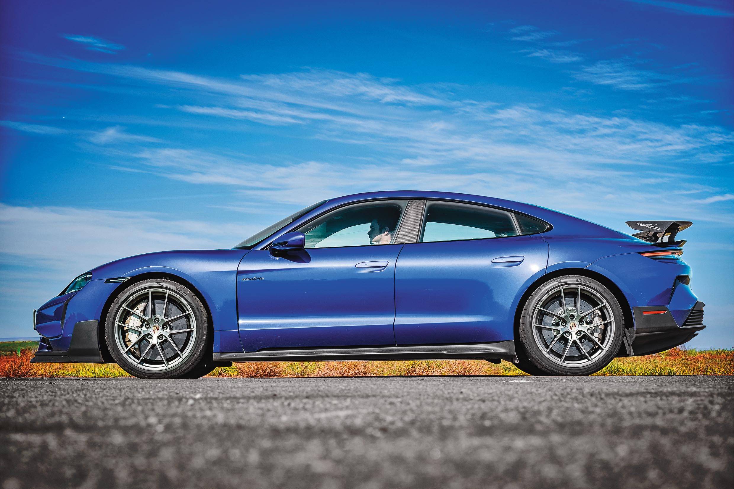 POrsche Taycan turbo gt