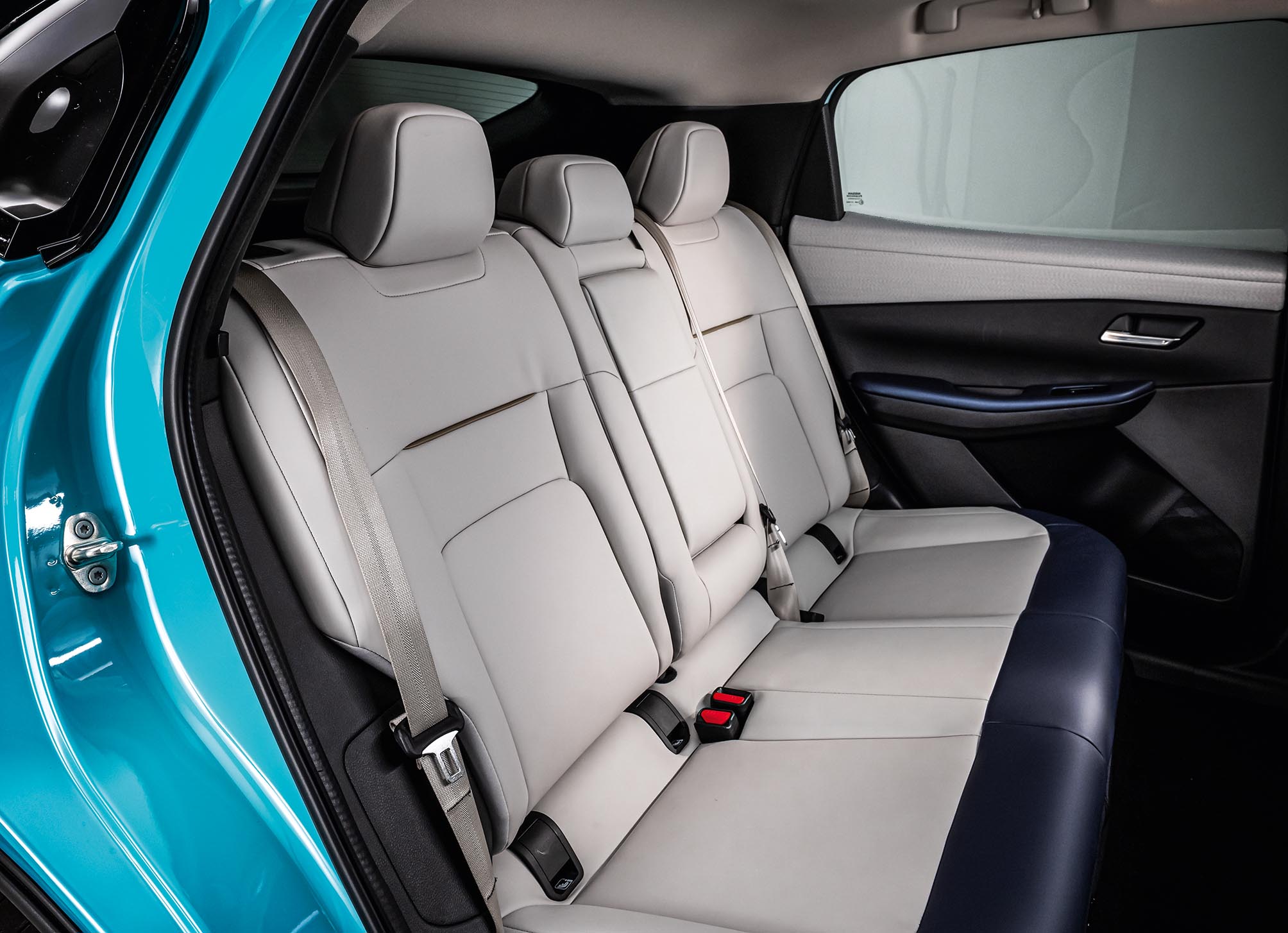 Nissan Leaf - interior com tecidos que terão corante mais simples