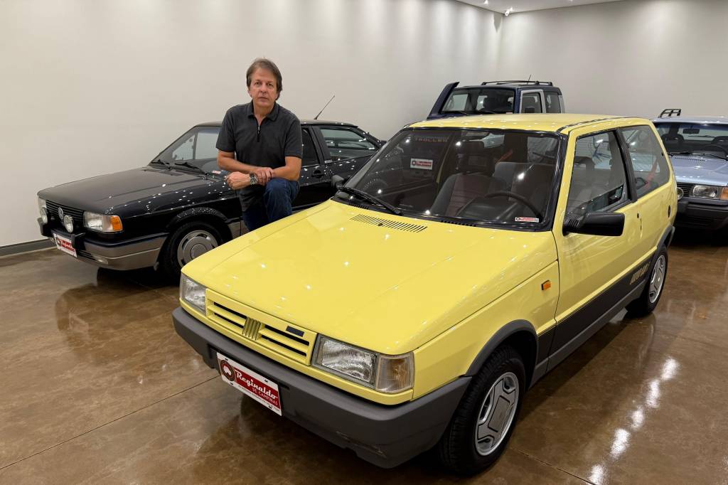 Quem é Reginaldo de Campinas, o maior caçador de carros antigos zero-km do Brasil