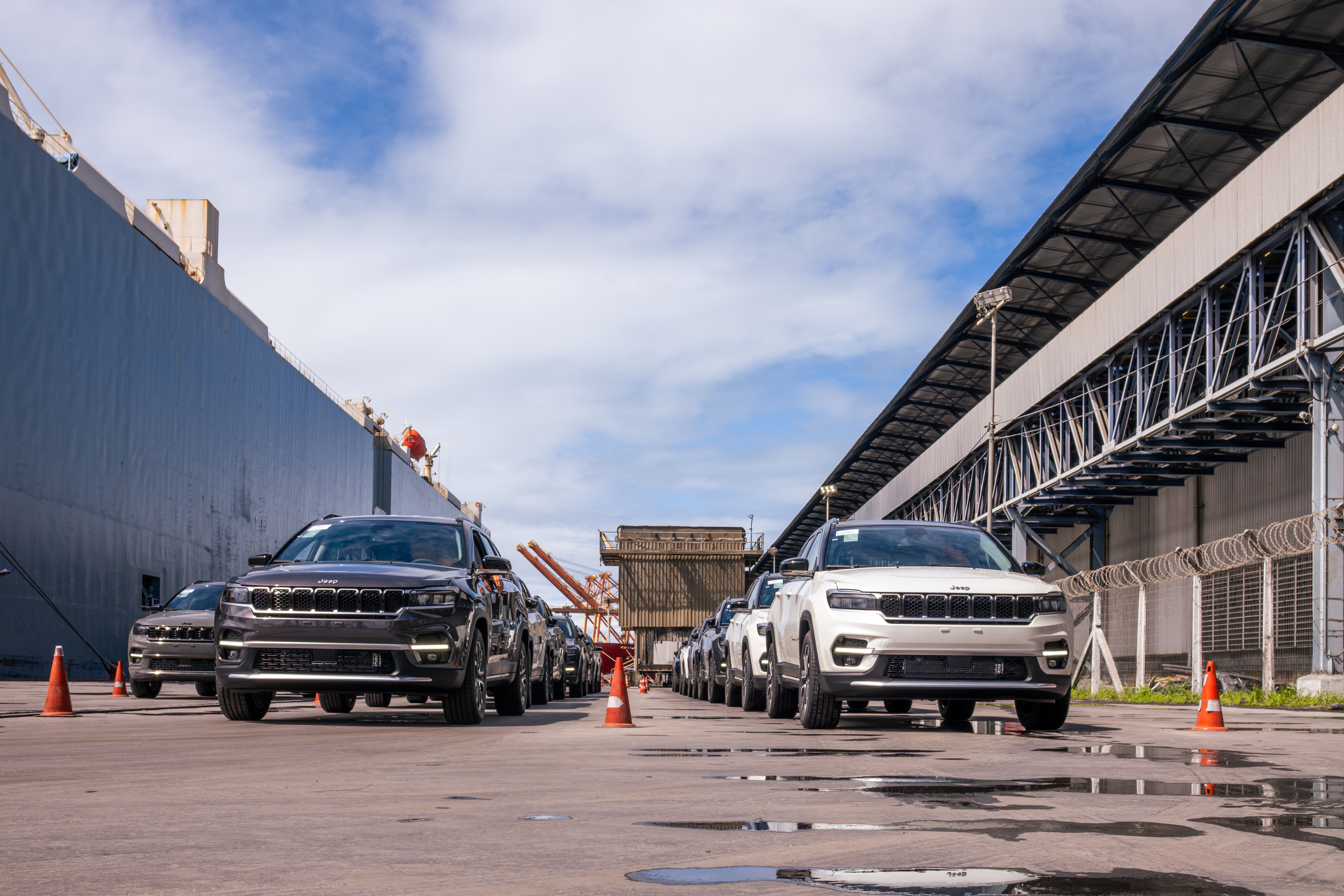 Jeep Commander começa a ser exportado para o Oriente Médio
