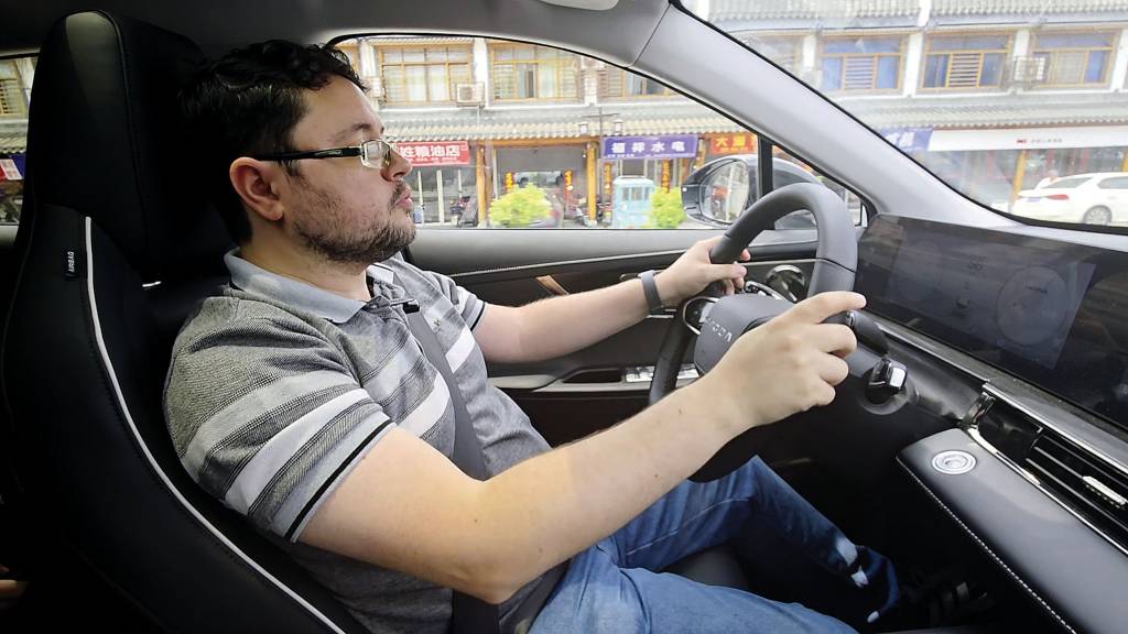 Opinião: a insólita experiência de dirigir no trânsito chinês
