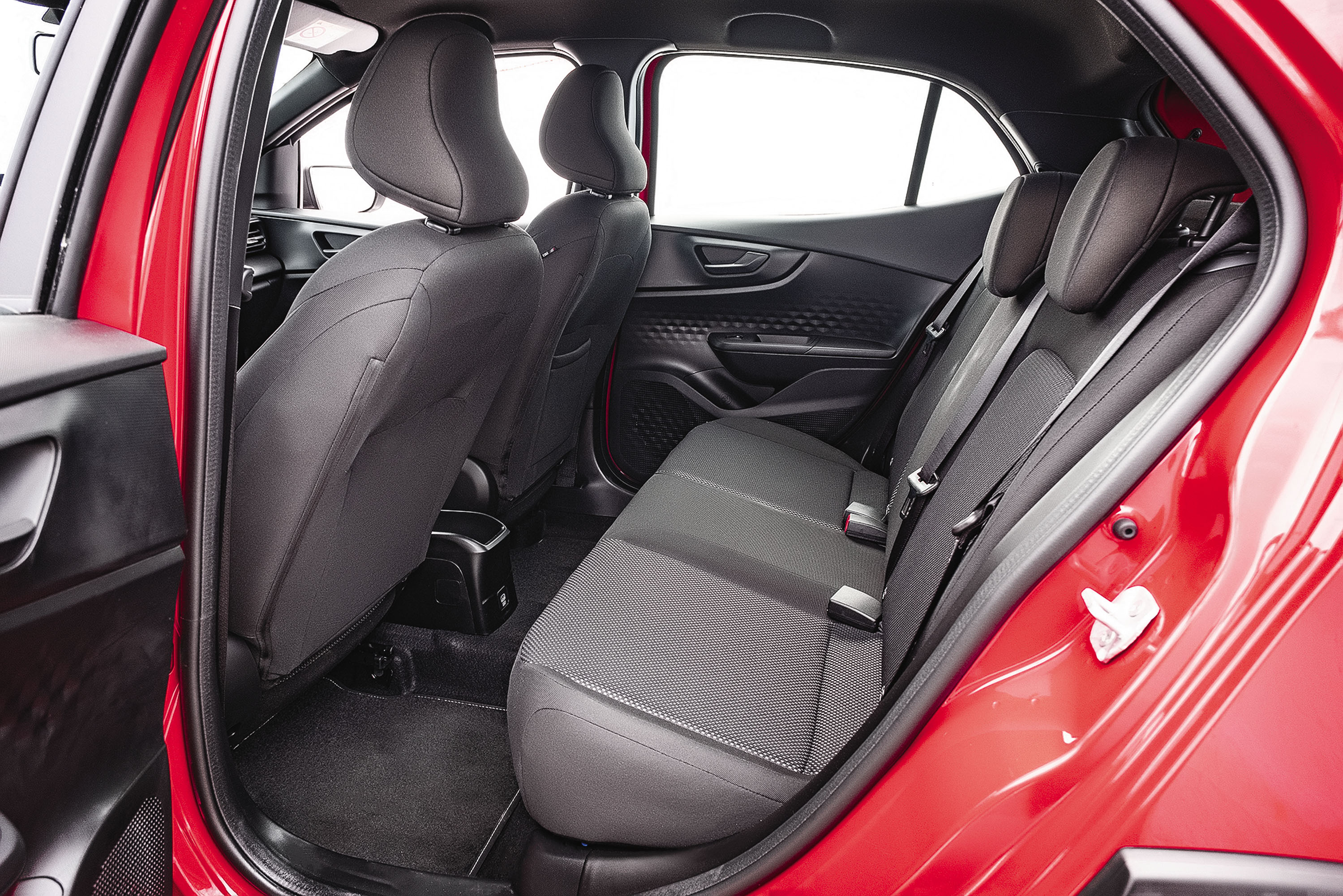 VW tera x FIAT pulse