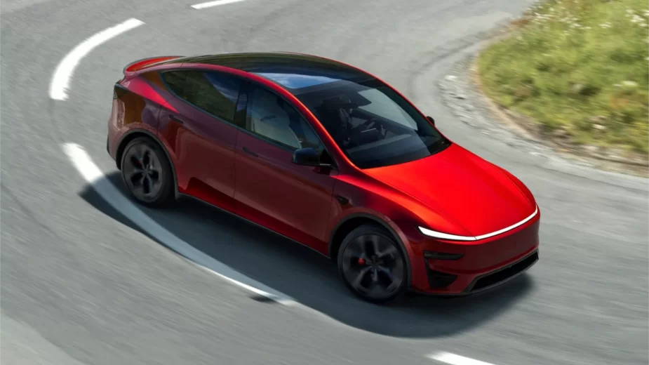 Tesla Model Y Performance é SUV com jeito de minivan e desempenho de esportivo