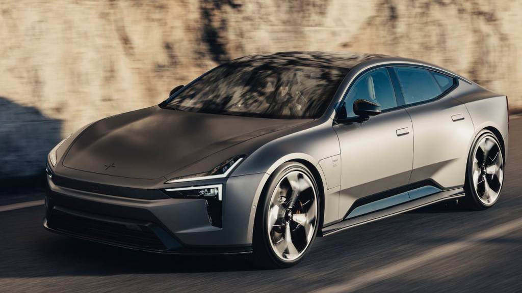 Polestar 5 tem quase 900 cv, dispensa vidro traseiro e pode recarregar em meia hora