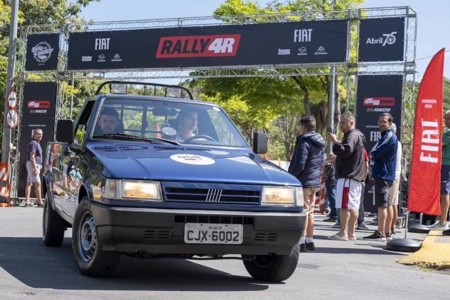 Rally 4R leva Quatro Rodas de volta às suas origens para comemorar 65 anos