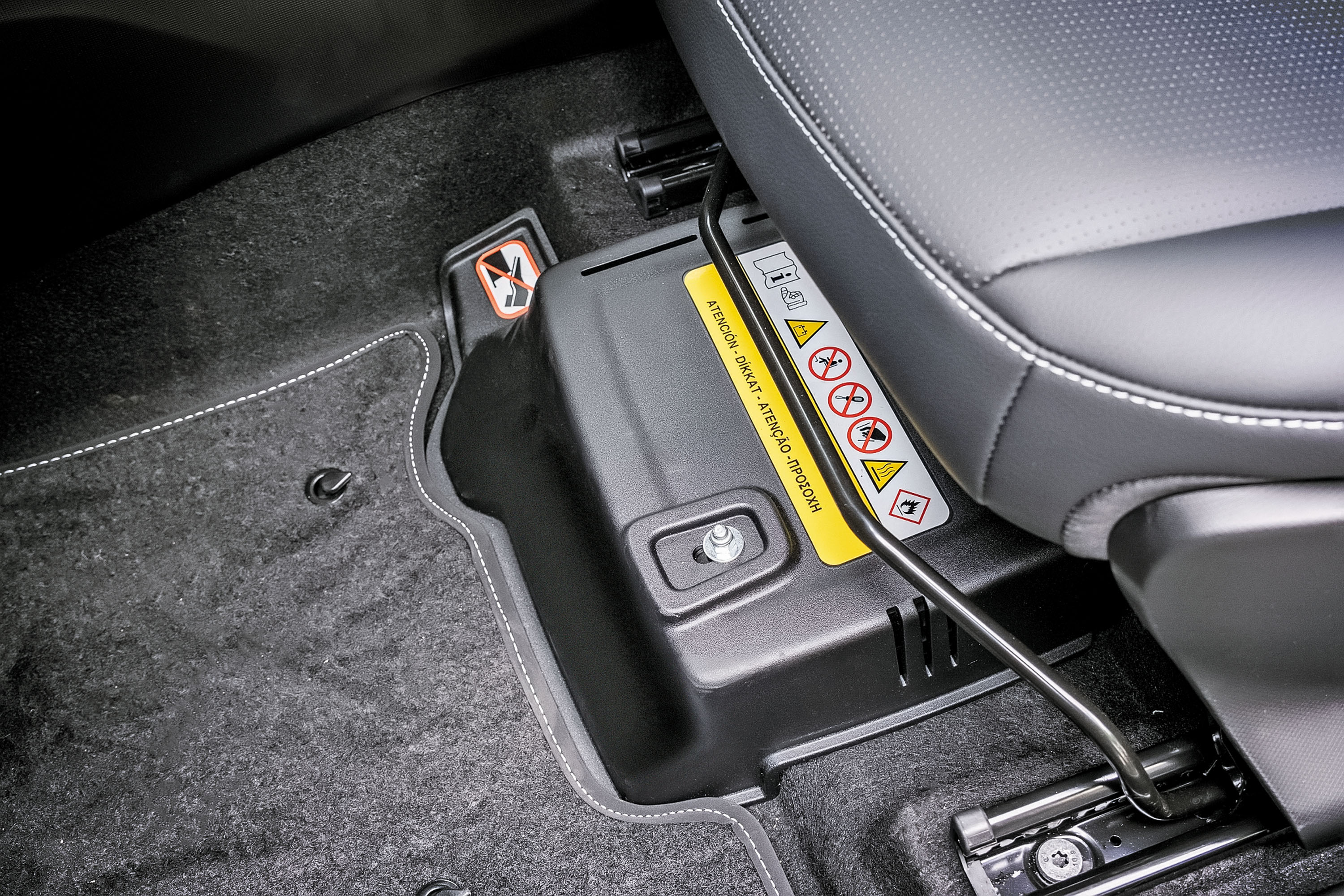 Quanto tempo dura e quanto custa a bateria de lítio dos híbridos leves 12V