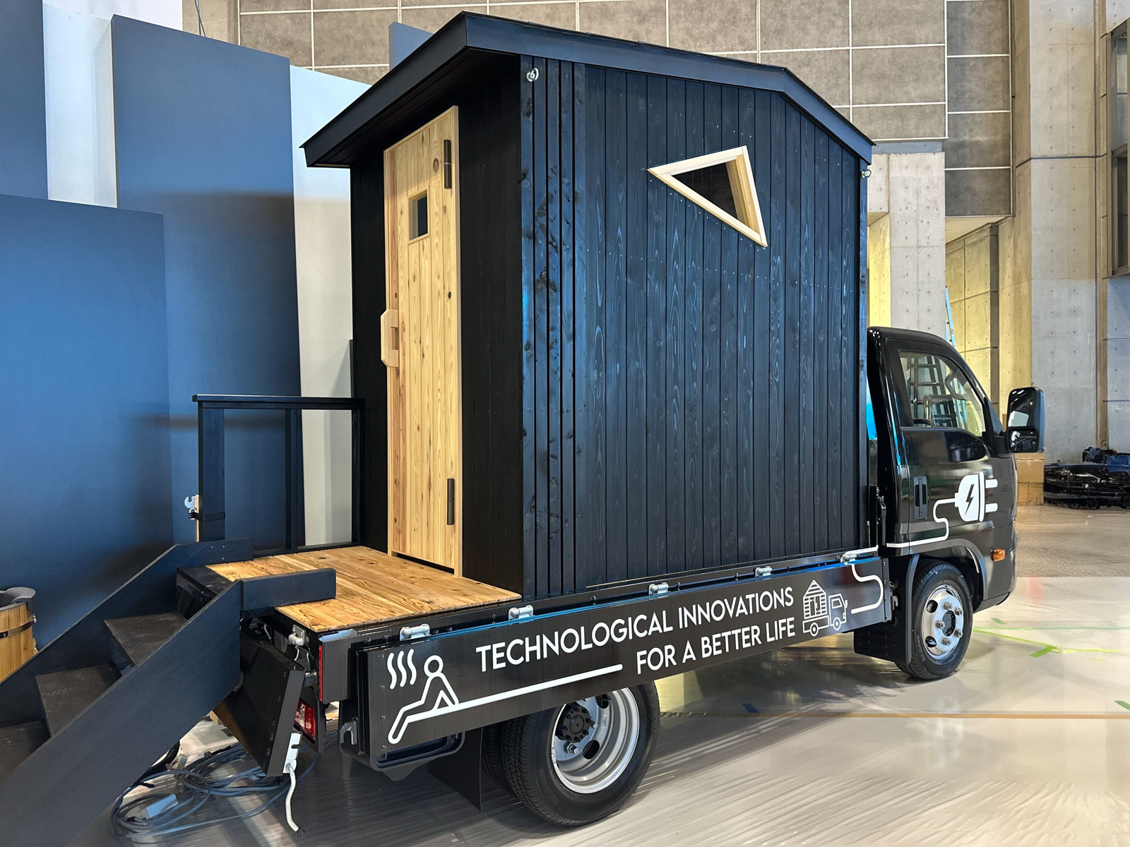 BYD T35 tem demonstração do V2L com sauna