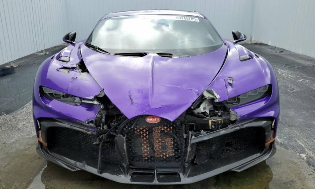 Conserto de Bugatti Chiron batido custa milhões e marca se nega a vender peças