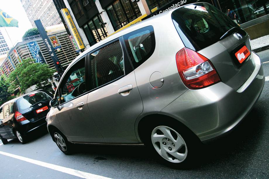 Honda Fit LX 2004