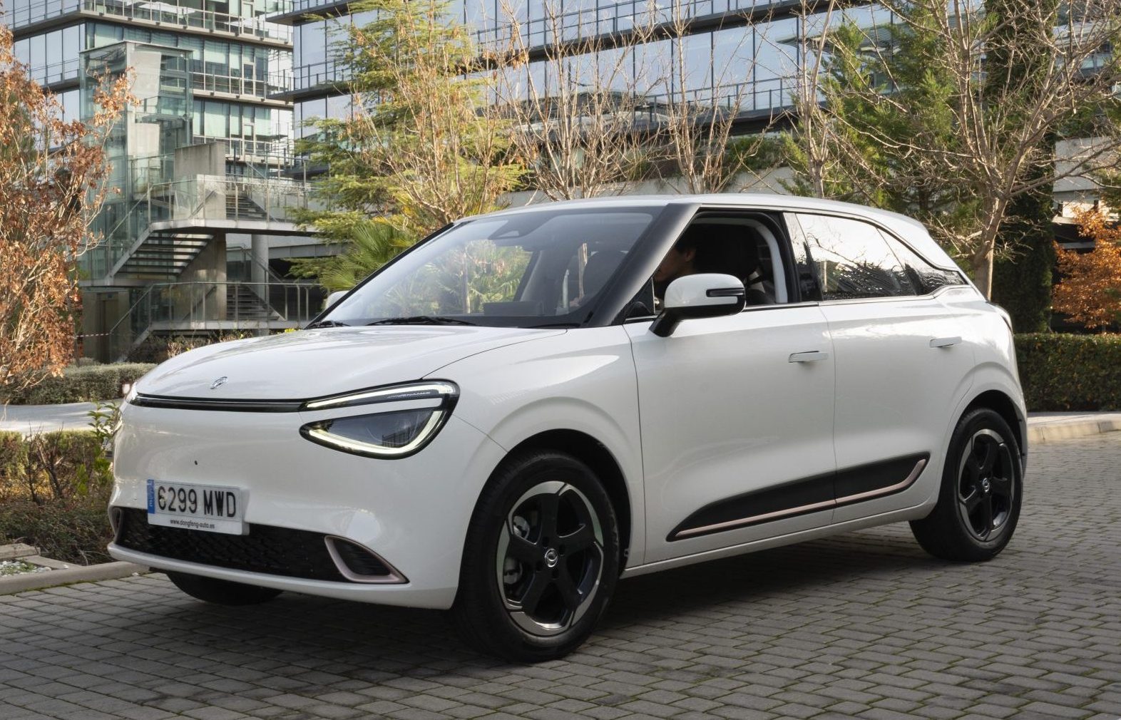 Dongfeng chega ao Brasil em agosto e produzirá carros elétricos na fábrica da Nissan