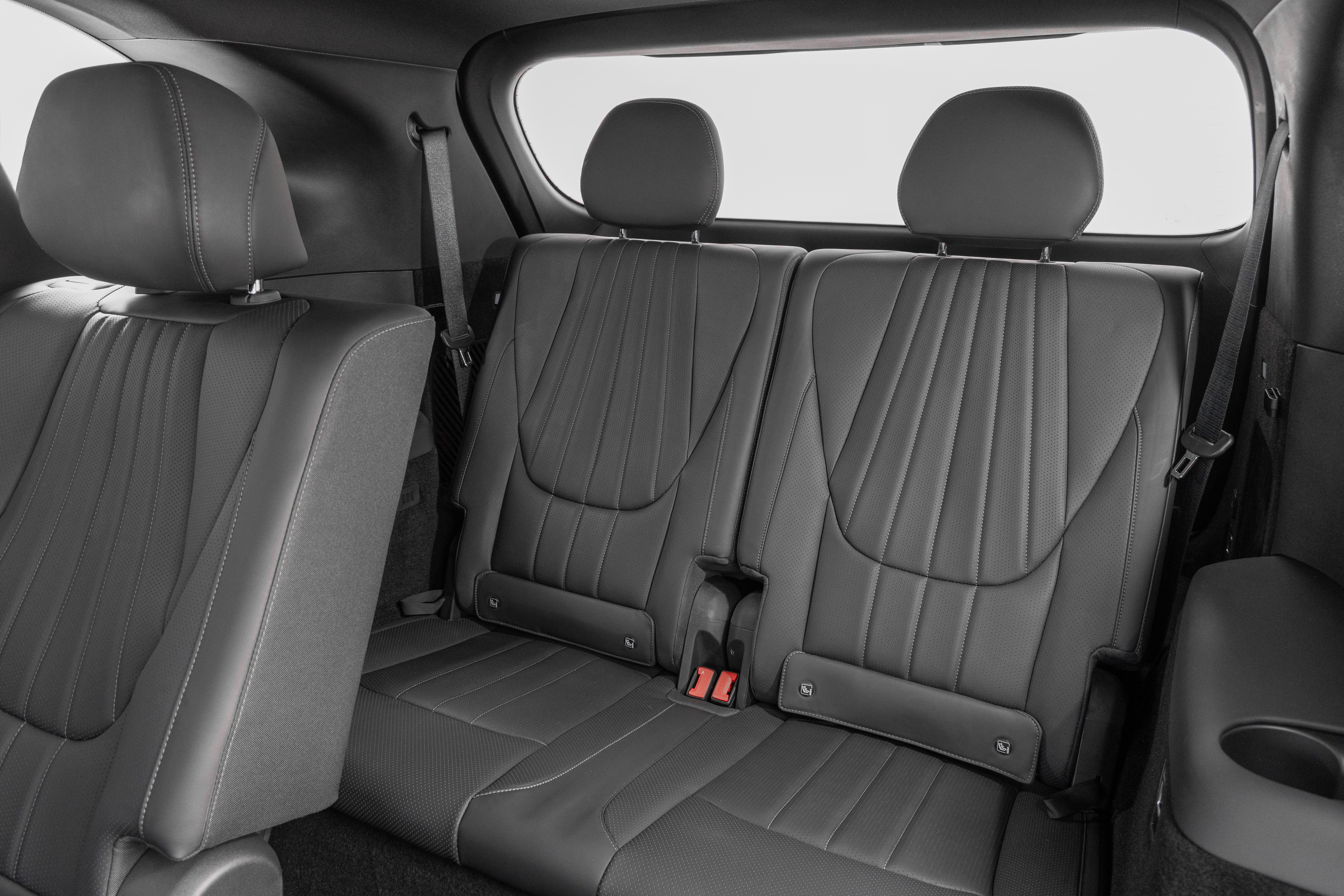 BYD Atto 8