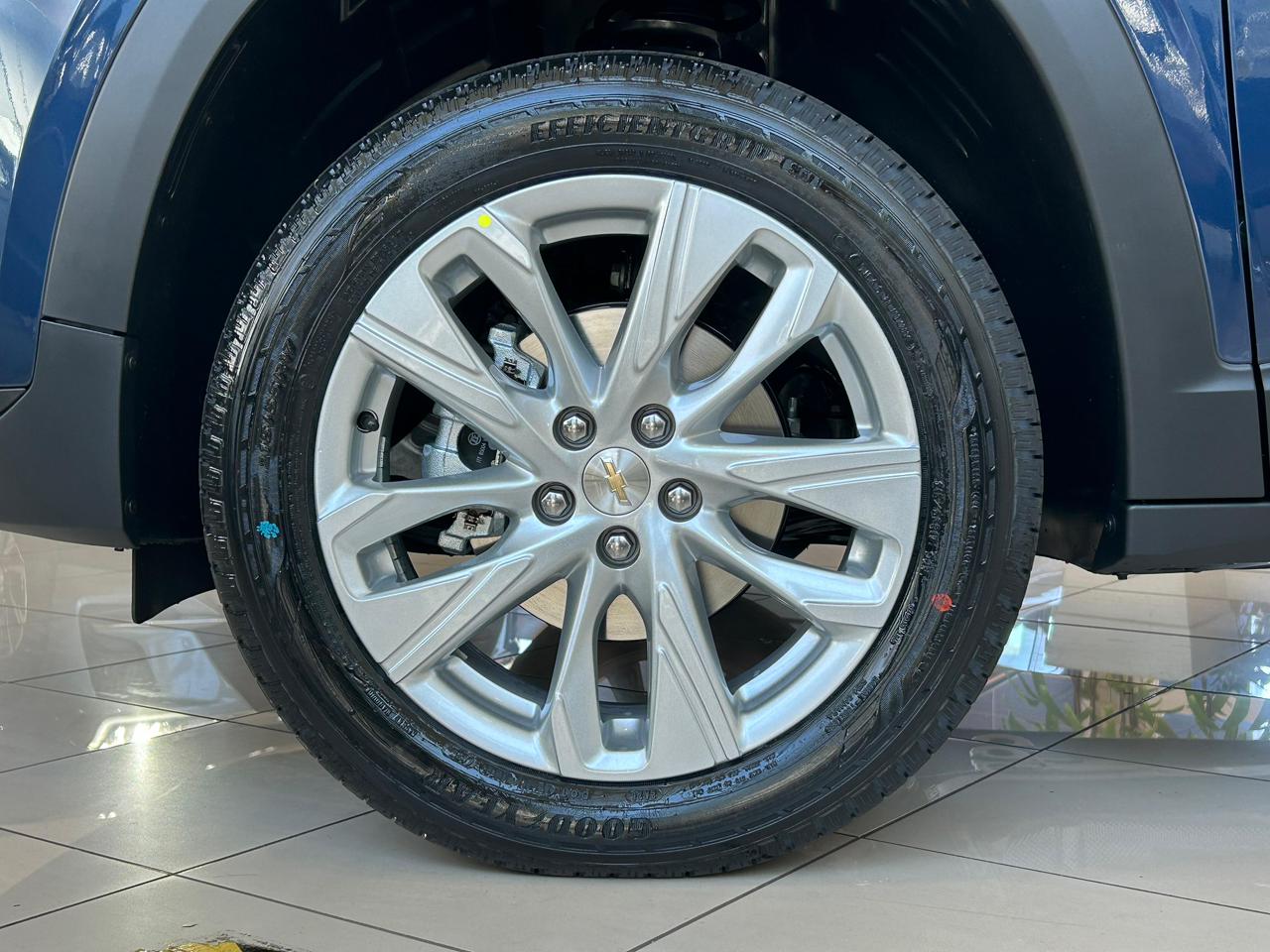 Chevrolet Tracker Pro 2026