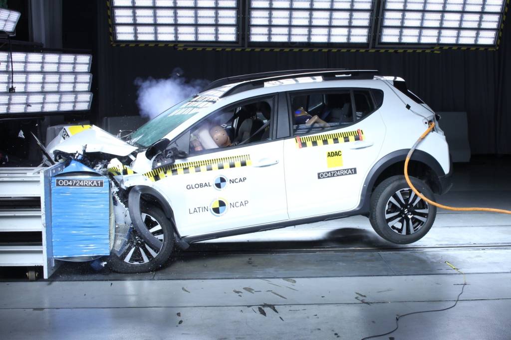Renault Kardian melhora segurança e passa a ter 5 estrelas no Latin NCAP