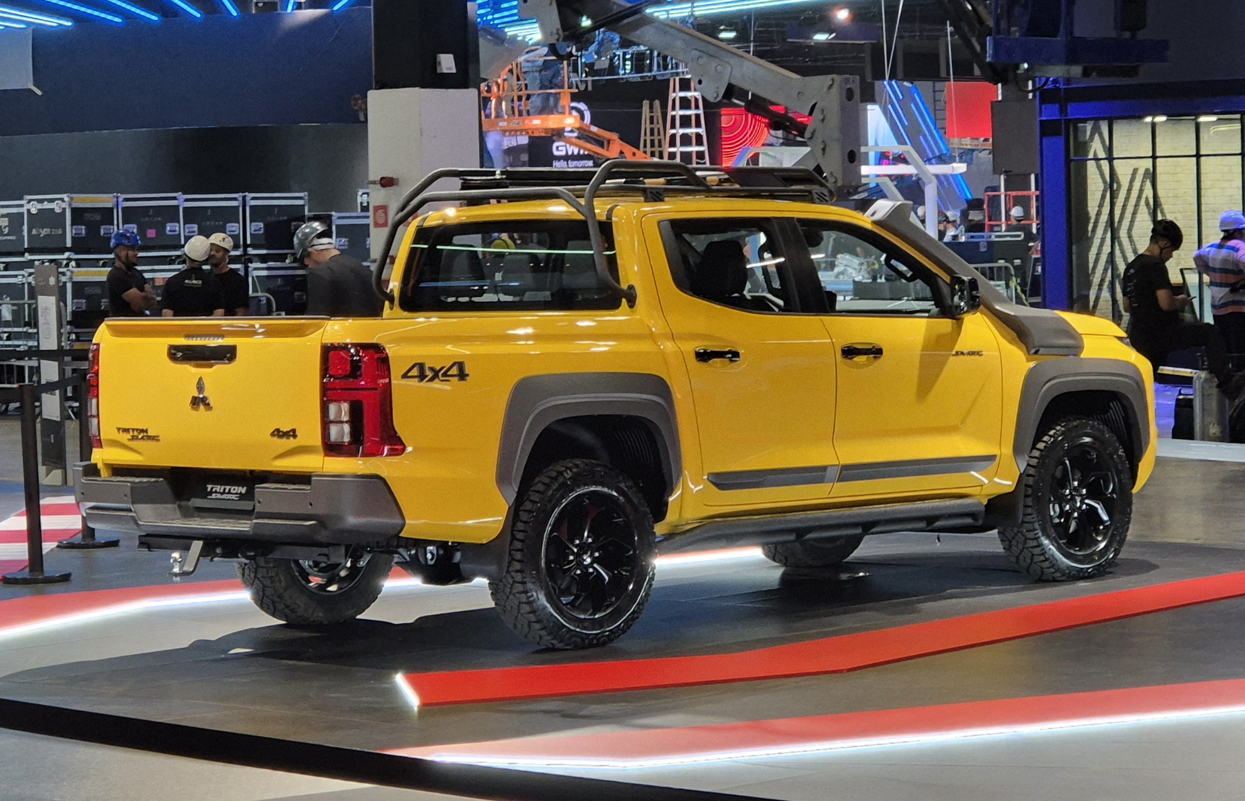 Mitsubishi Triton Savanna 2027