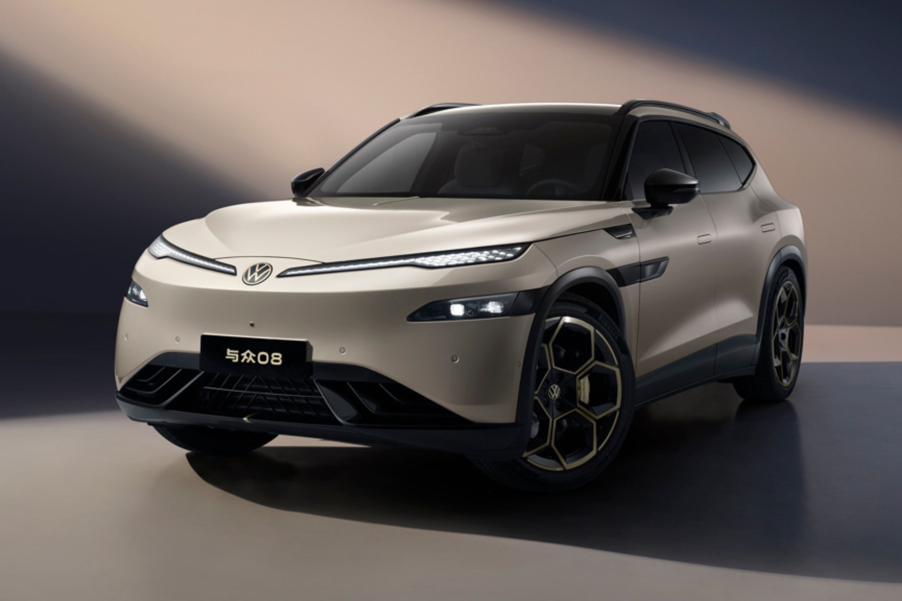 VW ID.UNYX 08