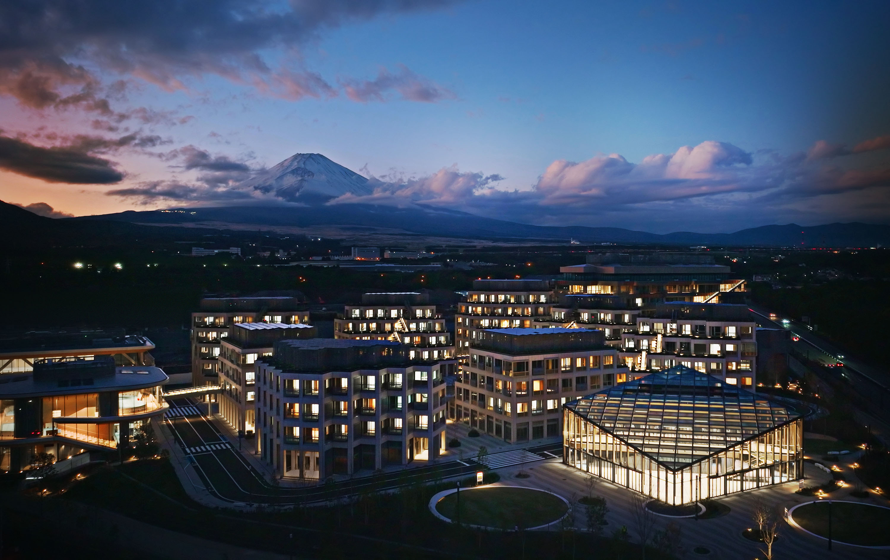 Woven City: cidade inteligente da Toyota testa de soluções de mobilidade a miojo