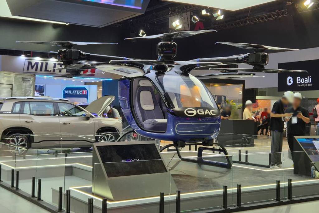 GAC tem o único carro voador do Salão do Automóvel – e ele custa mais de R$ 1,3 milhão