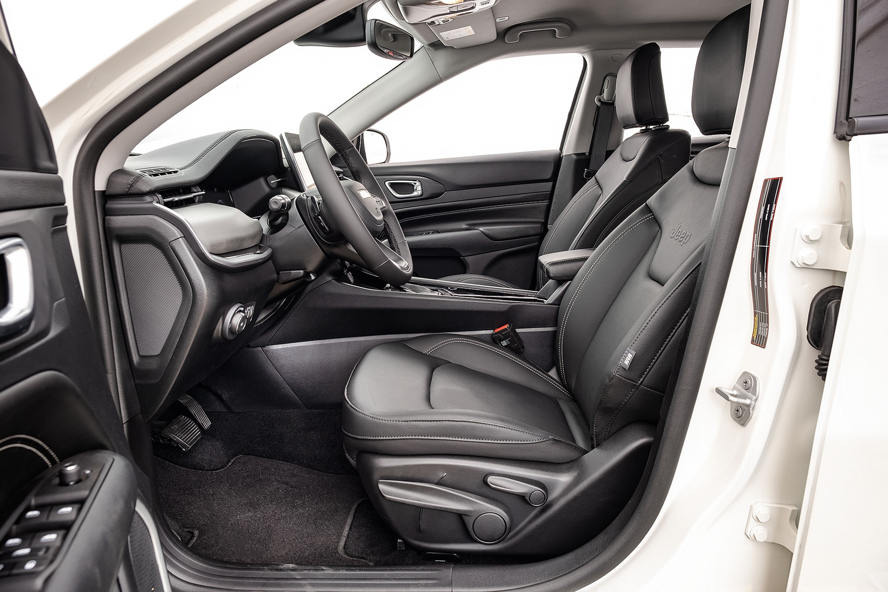 COMPARATIVO | SUVs MÉDIOS