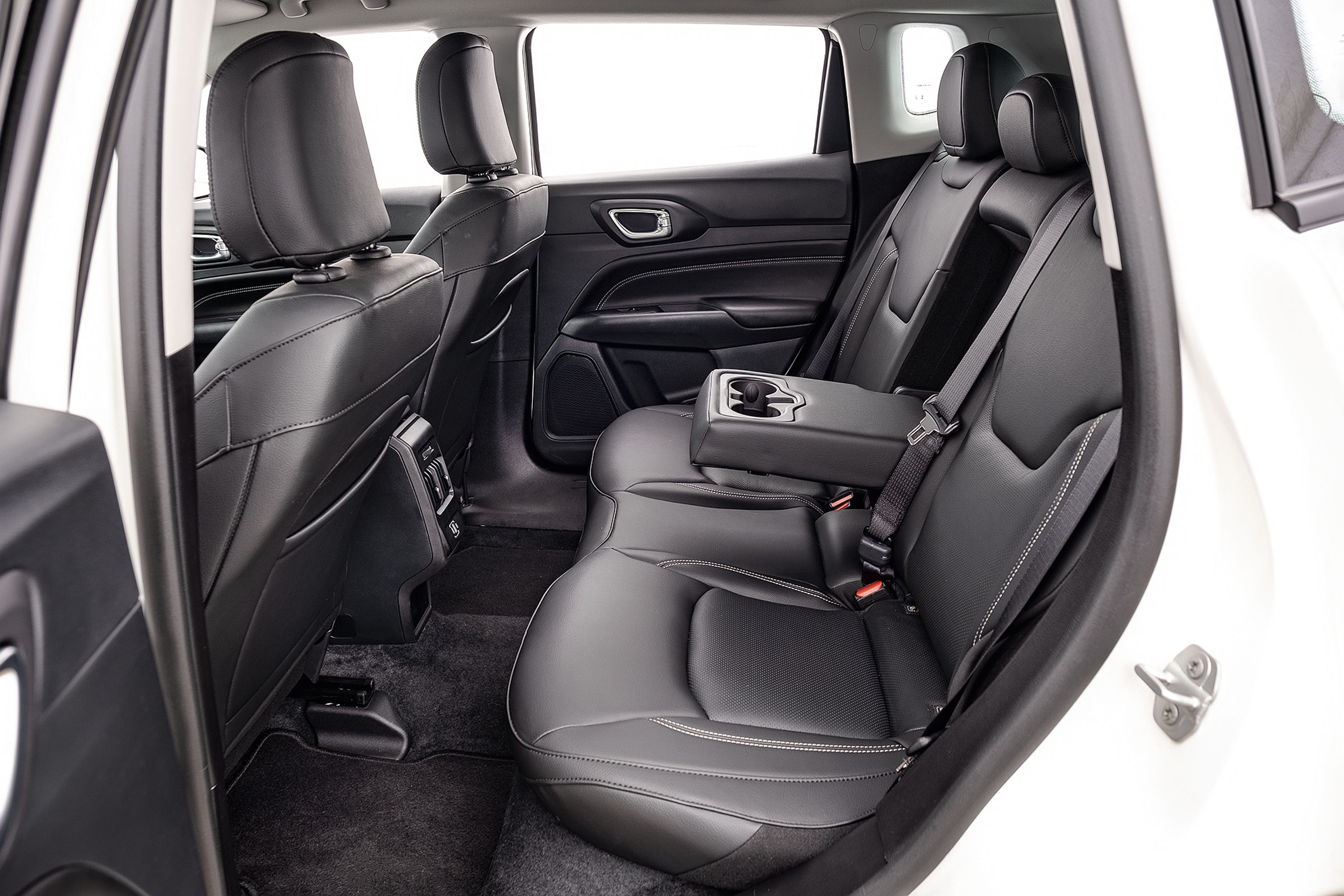 COMPARATIVO | SUVs MÉDIOS