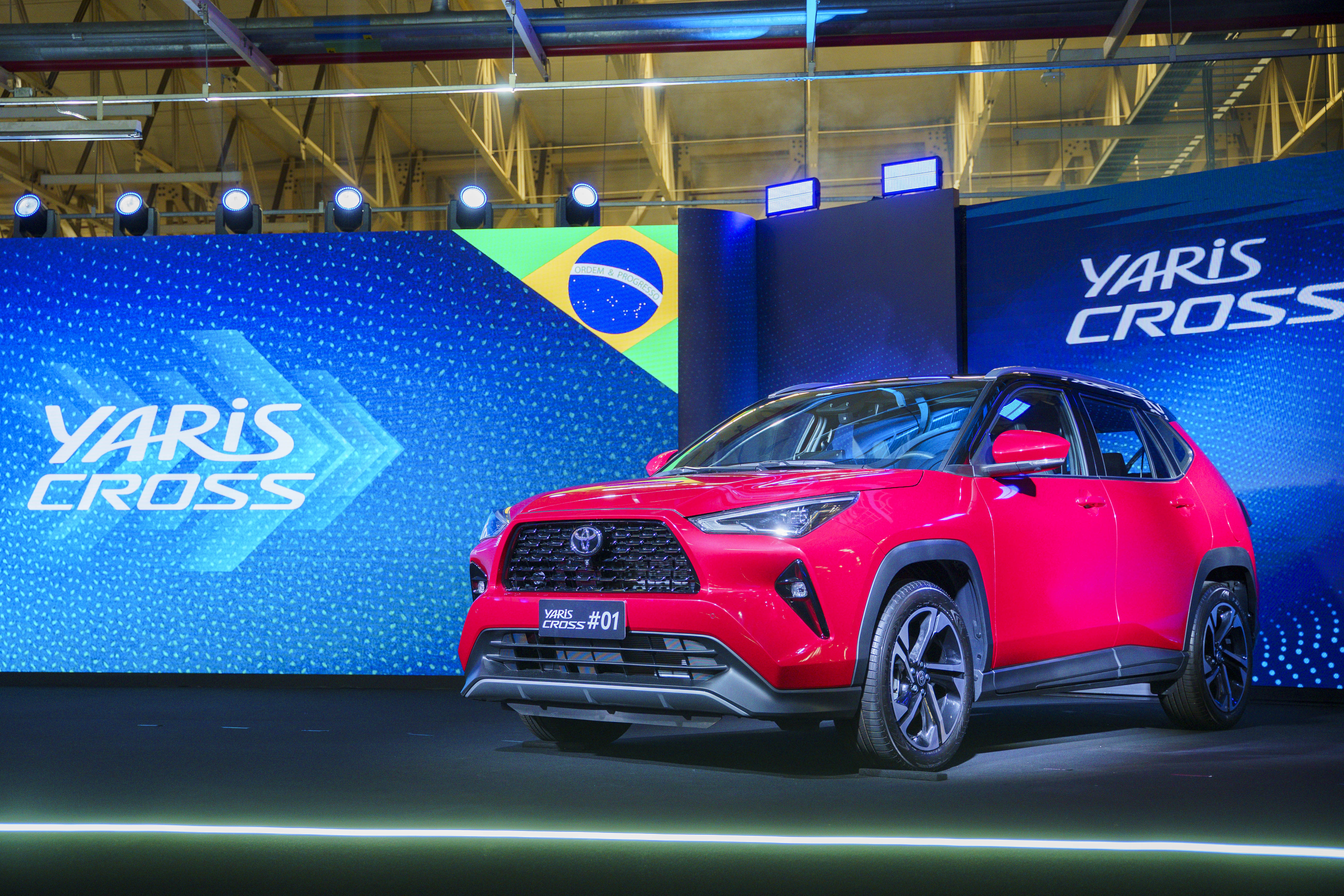 Toyota Yaris Cross 2026 começa a ser produzido no Brasil; veja preços
