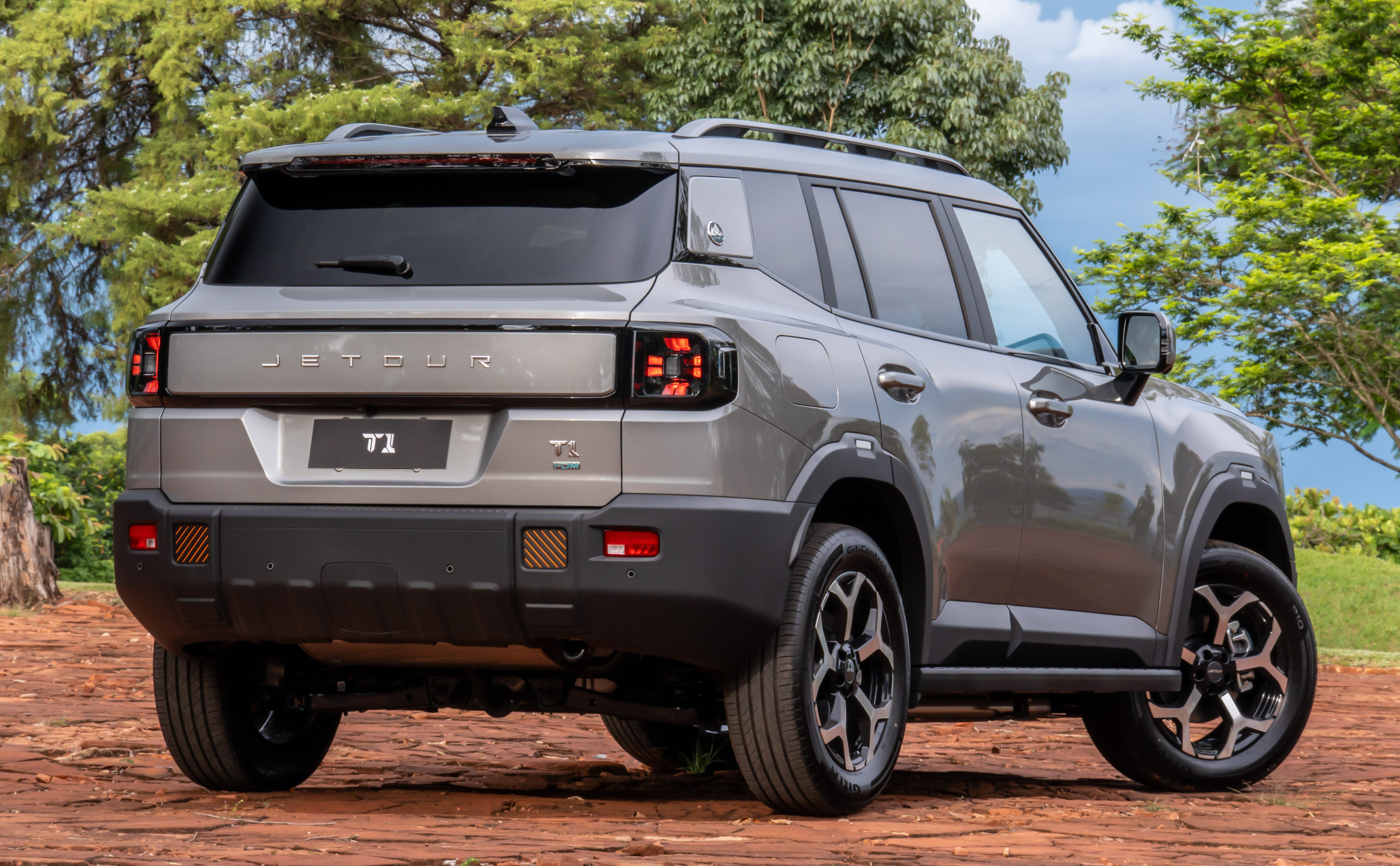 Jetour T1