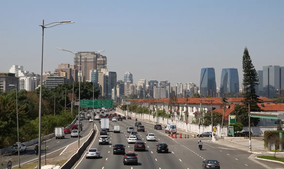 Circulação de veículos em São Paulo