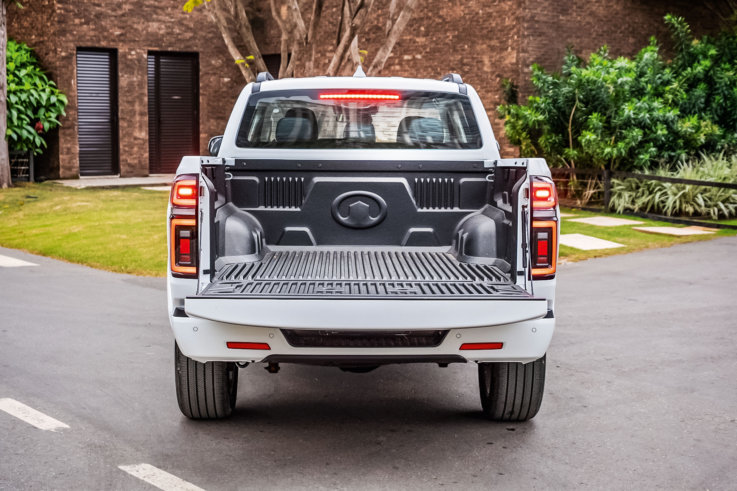 GWM poer P30 x FIAT titano