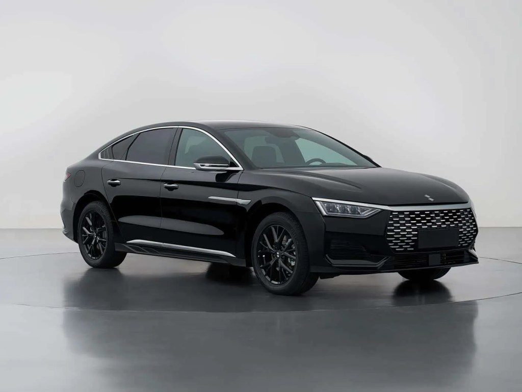 BYD cria nova marca focada em taxistas e motoristas de aplicativo