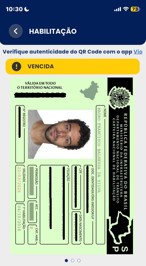 Um alerta em amarelo vai surgir, apenas informando que a CNH está vencida