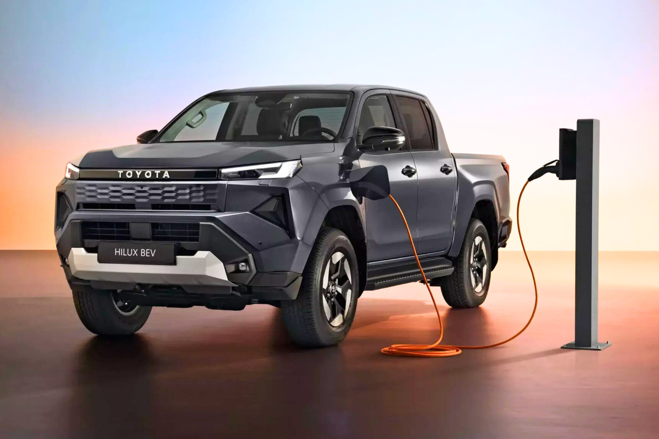 Nova Toyota Hilux elétrica já tem data para ser fabricada na Argentina