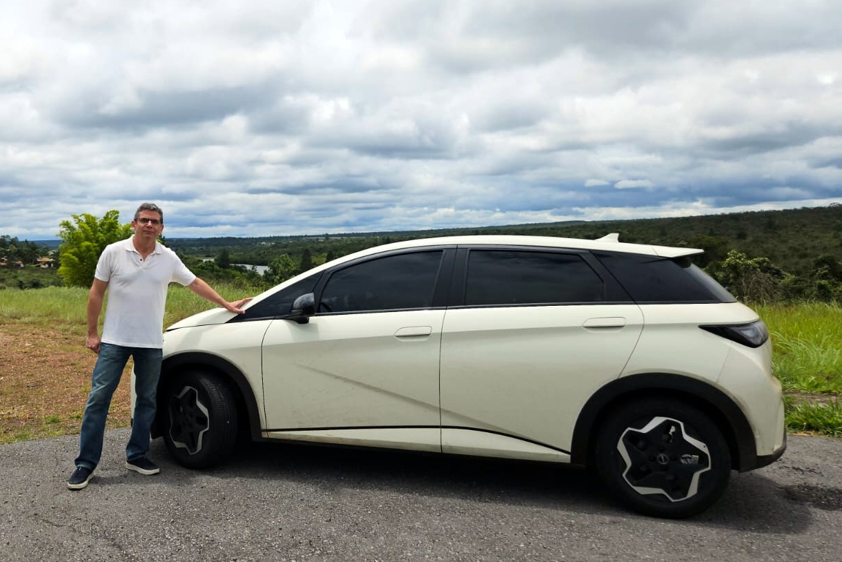 Compradores reclamam que não conseguem emplacar carros da BYD