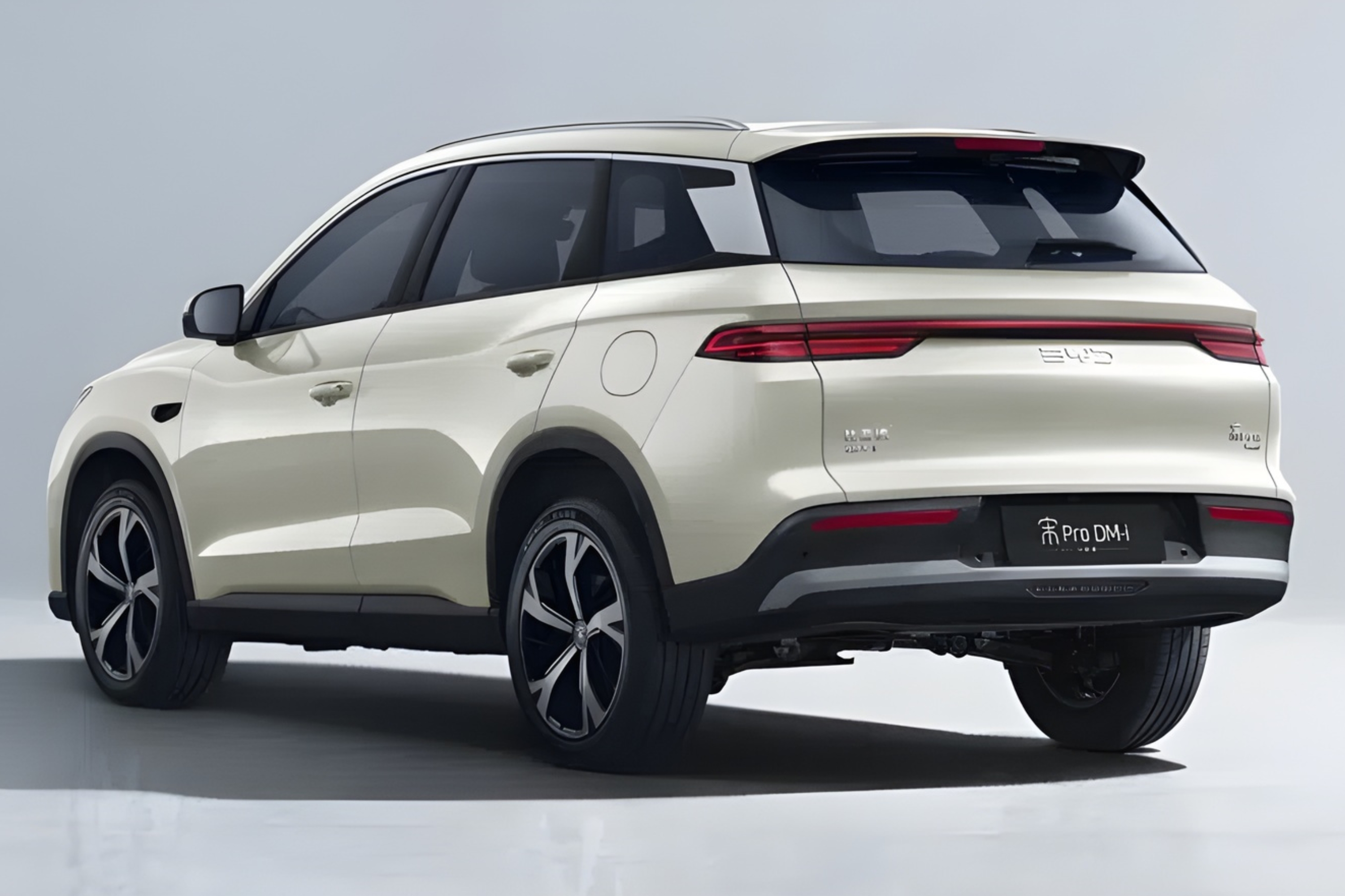 BYD Song Pro DM-i Flying Edition